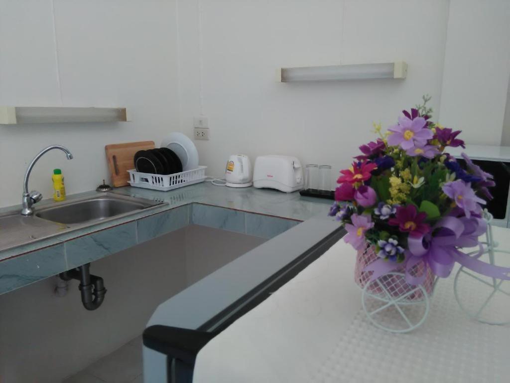 Nb House Hotel Phuket Exterior photo